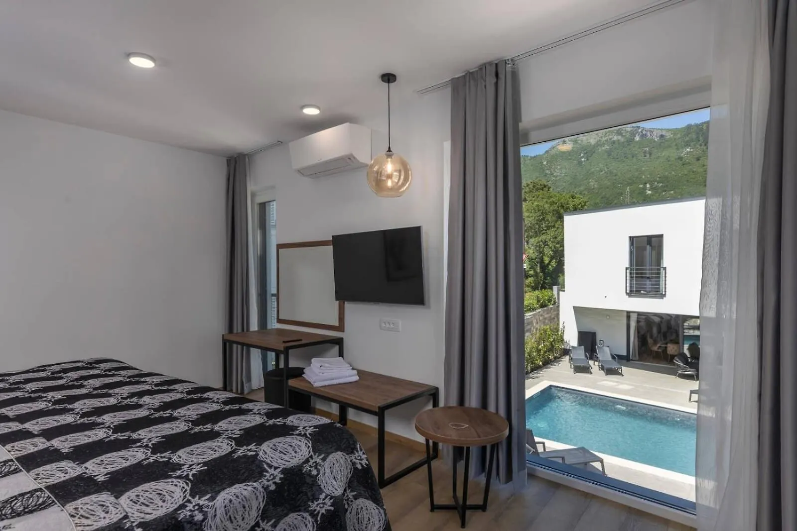 Villa With 6 Bedrooms And Heated Pool Moscenicka Draga 0*,