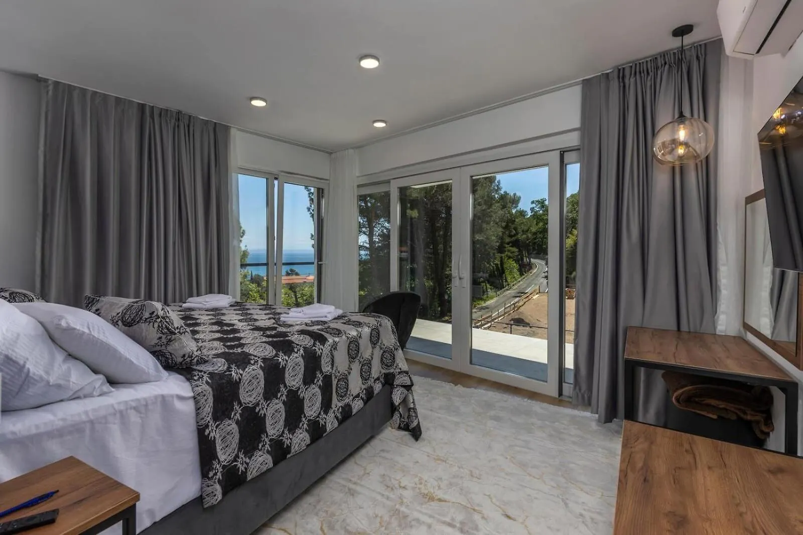 Villa With 6 Bedrooms And Heated Pool Moscenicka Draga
